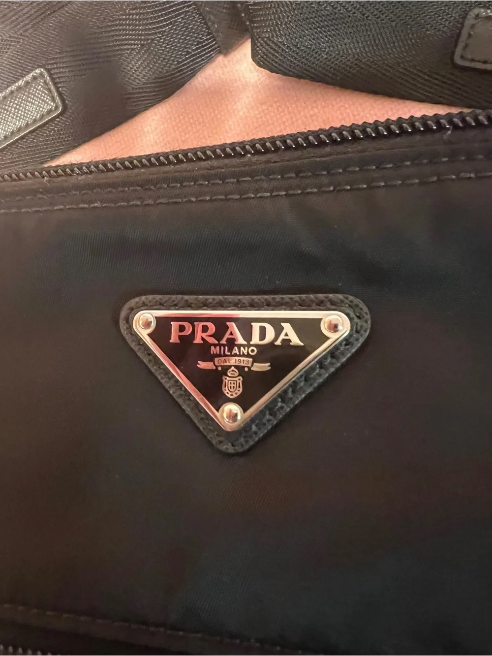 Prada🌟Black Nylon Messenger Crossbody Bag UNISEX. Offers always welcome!